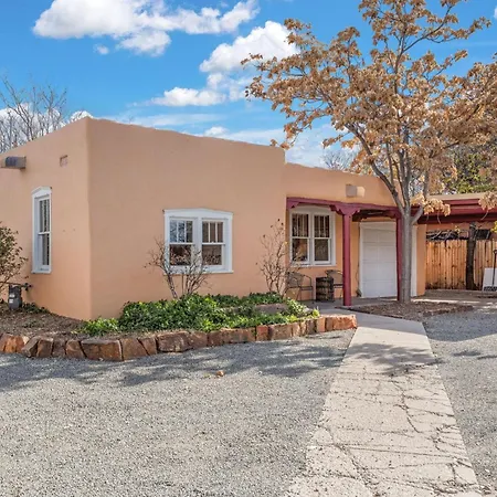 Holiday home Orchardsf *